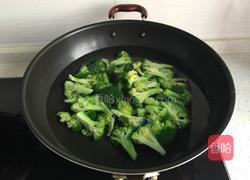 蒜蓉西兰花的做法图解1