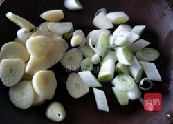 芹菜炒粉的做法图解4