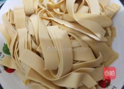 彩椒干豆腐的做法图解1