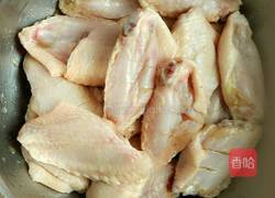 葱香可乐鸡翅的做法图解1