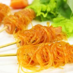 火鸡粉丝香肠串的做法[图]