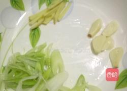 红烧排骨的做法图解1