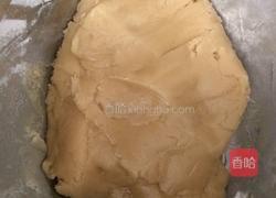 广式白莲蓉蛋黄月饼 无糖浆版的做法图解4