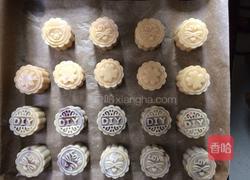 广式白莲蓉蛋黄月饼 无糖浆版的做法图解8