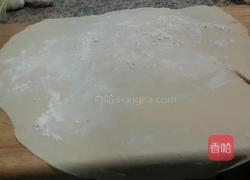 一品手擀鸡蛋炸酱面的做法图解6