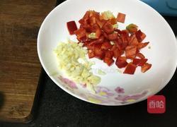 炒鸡胸肉的做法图解2