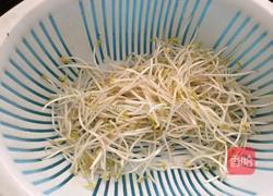 素炒绿豆芽的做法图解1