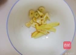 丝瓜炒毛豆的做法图解3