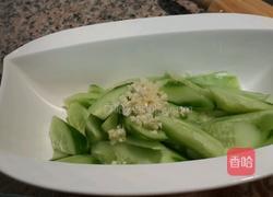 椒油蒜泥黄瓜的做法图解2