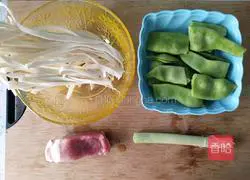 Illustration of how to make braised beans and noodles 1