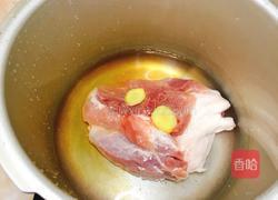 猪皮炖肉的做法图解3