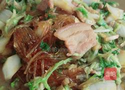 五花肉炖白菜粉条的做法图解6