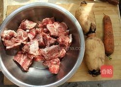 莲藕炖排骨的做法图解1