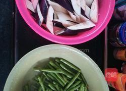 不一样的茄子豆角的做法图解1