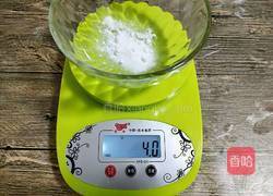 广式月饼（50克莲蓉蛋黄馅）的做法图解2