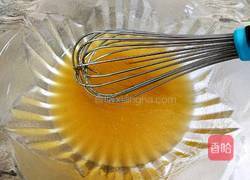 广式月饼（50克莲蓉蛋黄馅）的做法图解10