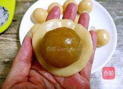 广式月饼（50克莲蓉蛋黄馅）的做法图解21