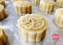 广式月饼（50克莲蓉蛋黄馅）的做法图解26