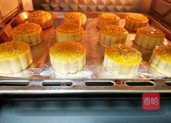 广式月饼（50克莲蓉蛋黄馅）的做法图解33