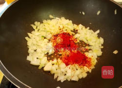 芝麻辣白菜的做法图解1