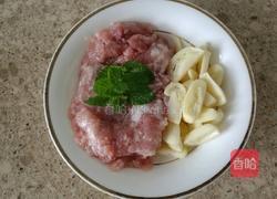 牛肝菌茭白小炒肉的做法图解3