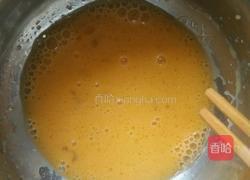 戚风蛋糕的做法图解2