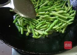 蒜蓉炒豇豆的做法图解4
