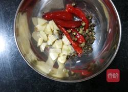 炝炒手撕包菜的做法图解4