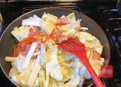 培根生菜炒米粉的做法图解6