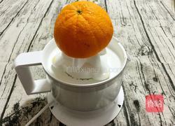 鲜榨新奇士橙汁的做法图解4