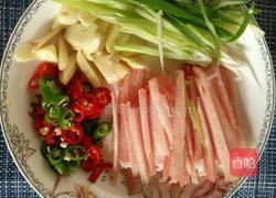 肉丝香干炒西芹的做法图解2