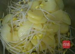 水煮海鲜的做法图解3