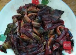 泡椒鳝鱼片的做法图解1