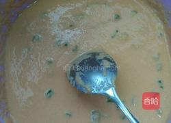 胡萝卜葱花鸡蛋饼的做法图解3