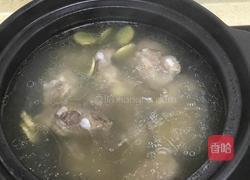 排骨竹荪枸杞汤 的做法图解9