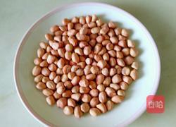 琥珀花生的做法图解1