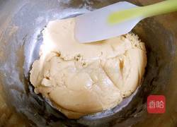 广式月饼(100克凤梨蛋黄馅)的做法图解5