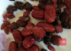 桂圆红枣小米粥的做法图解3