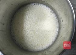 戚风蛋糕的做法图解4