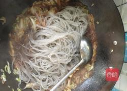 白菜猪肉炖粉条的做法图解10