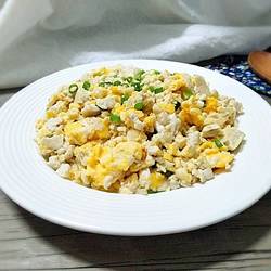 豆腐炒鸡蛋的做法[图]