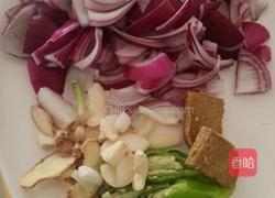 咖喱辣蟹的做法图解1