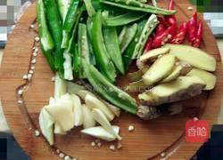 豆泡煮鳙鱼的做法图解3