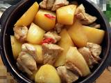 土豆烧五花肉的做法[图]