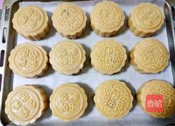 广式月饼（100克莲蓉蛋黄馅）的做法图解28