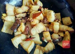 肥而不腻的竹笋烧肉的做法图解11