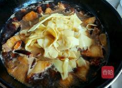 肥而不腻的竹笋烧肉的做法图解19