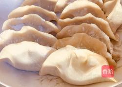 芹菜胡萝卜肉饺子的做法图解15