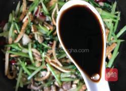 芹菜香干的做法图解11