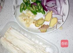 干锅鸡的做法图解1